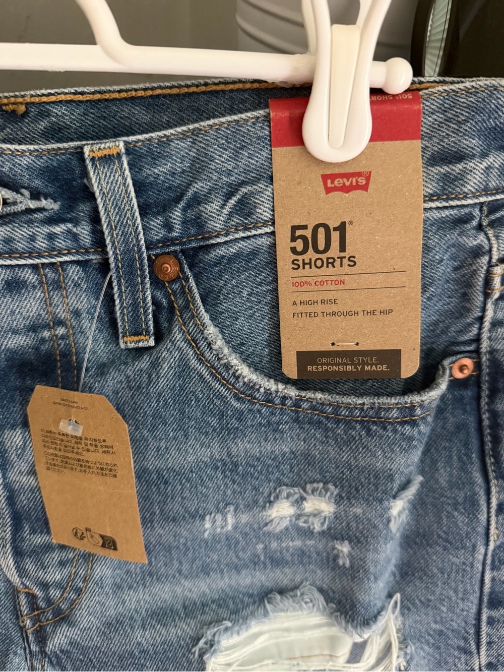 Levi's 501® Original High Rise Shorts - Picture 2 of 5
